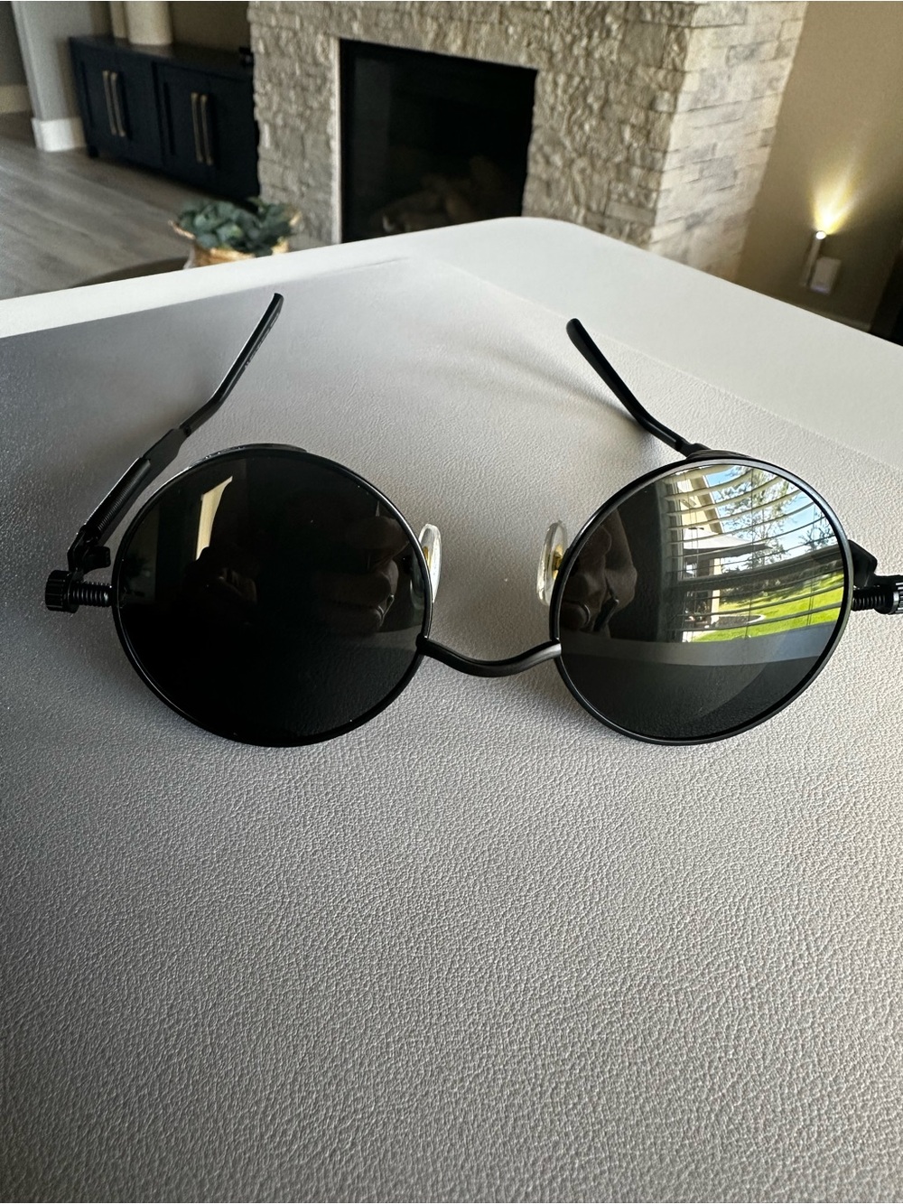 Merstoclo Round Polarized Sunglasses Black Steampunk Retro UV400 w/ Case NWT - Picture 2 of 6
